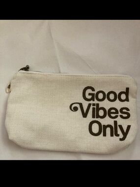 Sun Bum Good Vibes Only Cosmetic case bag